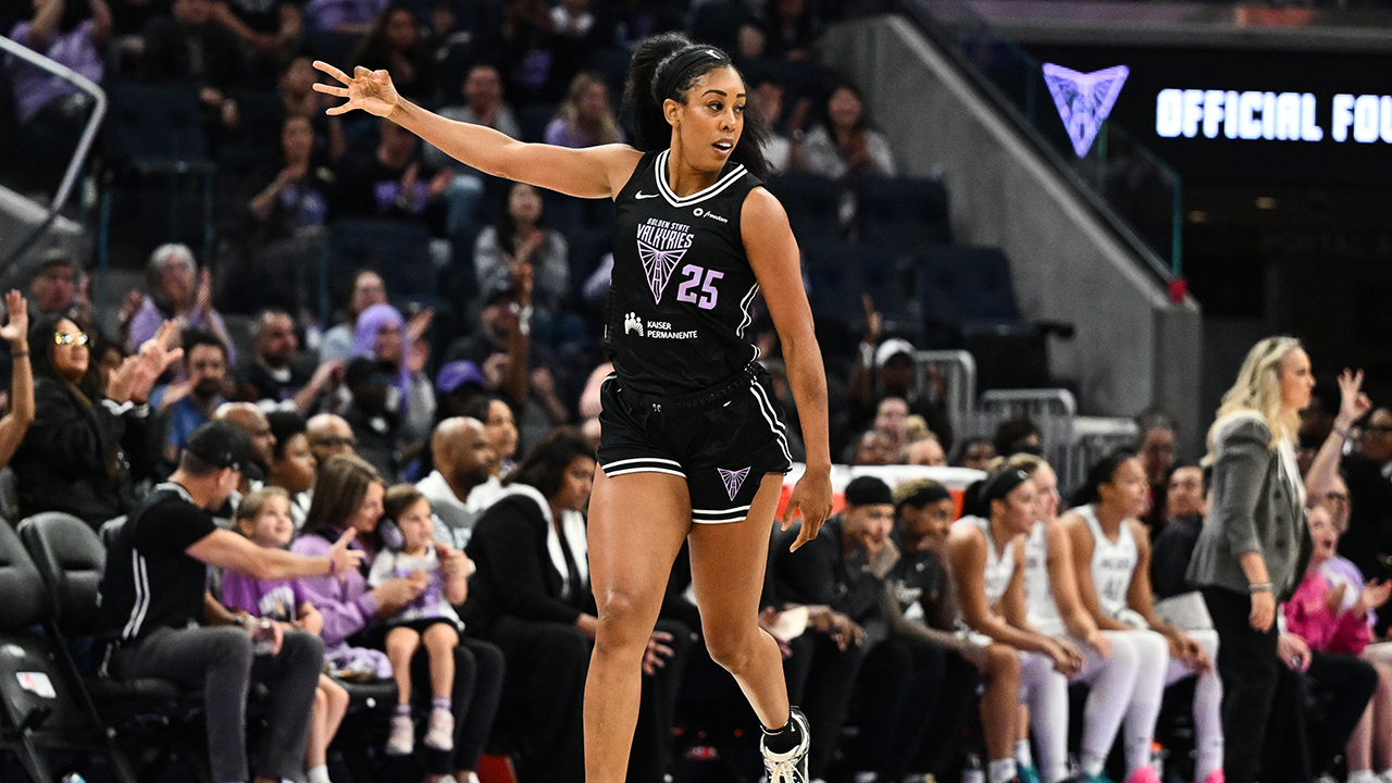 Highlights: Monique Billings Records 14 Points and 11 Rebounds vs. Aces - 6/7/25